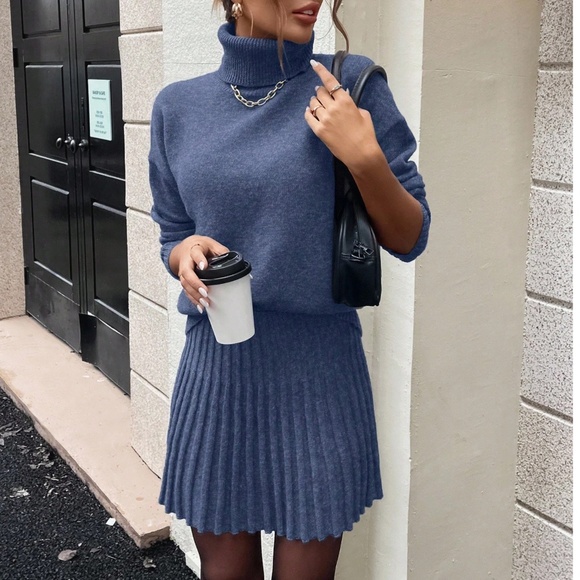 Classic Turtleneck Knit Sweater Textured Mini Skirt Set - Picture 9 of 11